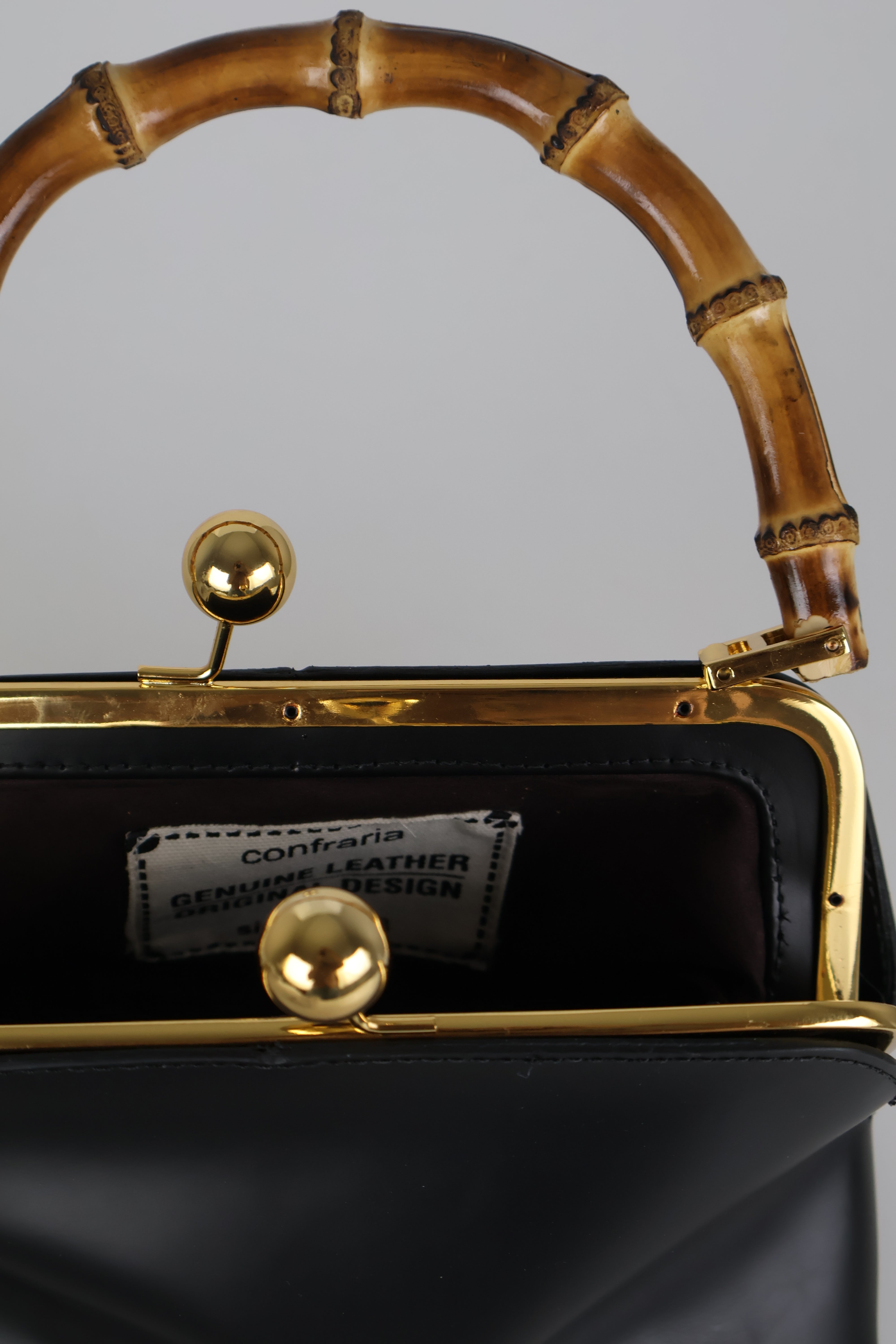 Bolsa Ádele Preta